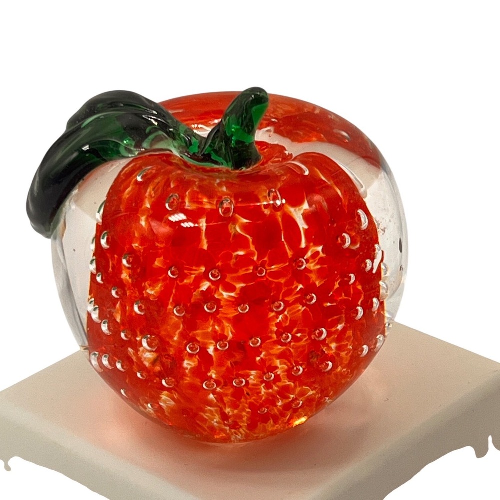 Lenox Red Apple Controlled Bubbles Glass Paperweight Art Glass Figurine Taiwan‎
